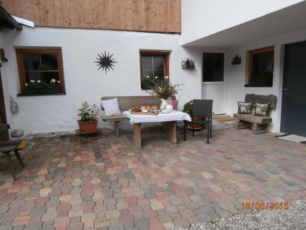 Schneiderhof Villa เซเฟลด์ อิน ทิโรล ภายนอก รูปภาพ