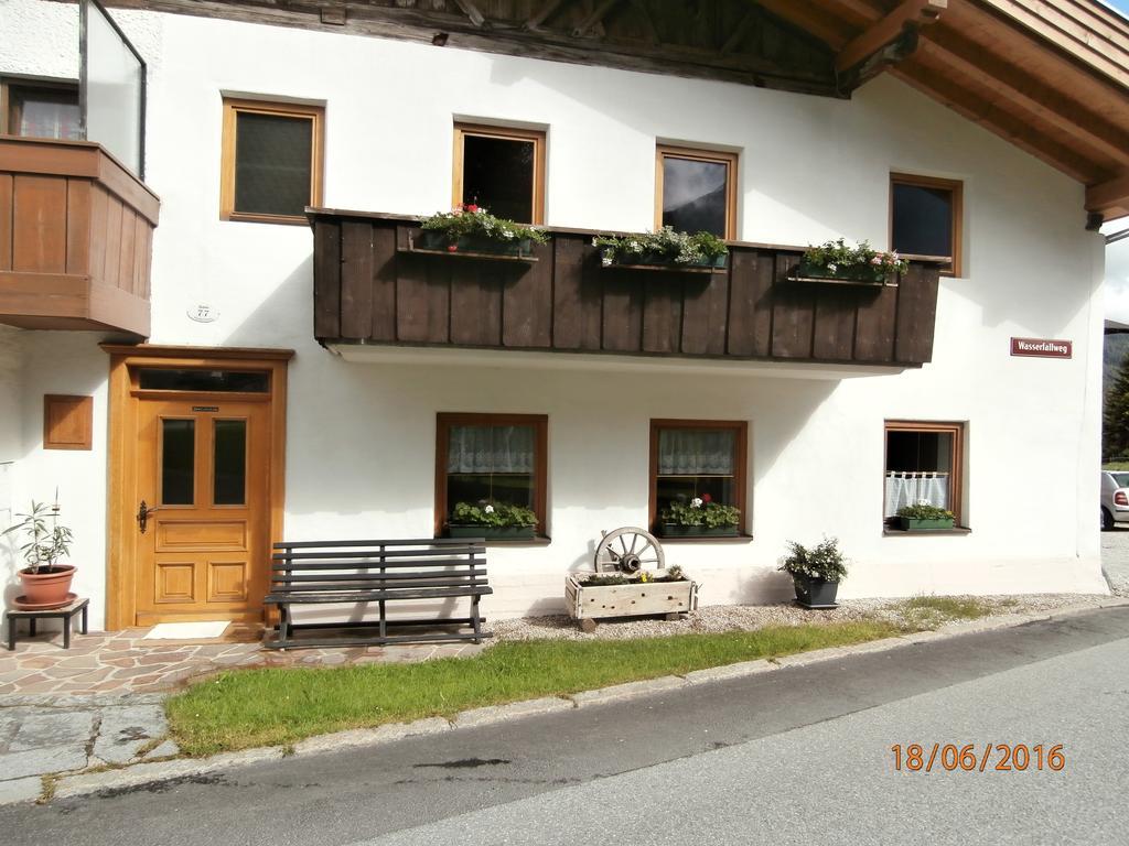 Schneiderhof Villa เซเฟลด์ อิน ทิโรล ภายนอก รูปภาพ