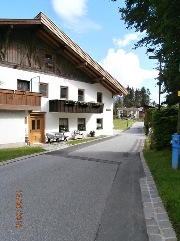 Schneiderhof Villa เซเฟลด์ อิน ทิโรล ภายนอก รูปภาพ